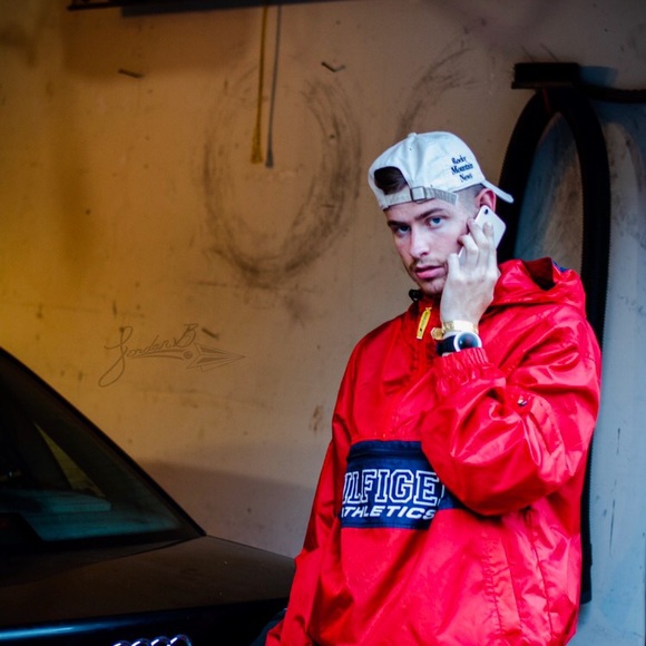 Meet your Posher, Brenton,Instagram:@everythingvtg - Picture 3 of 3